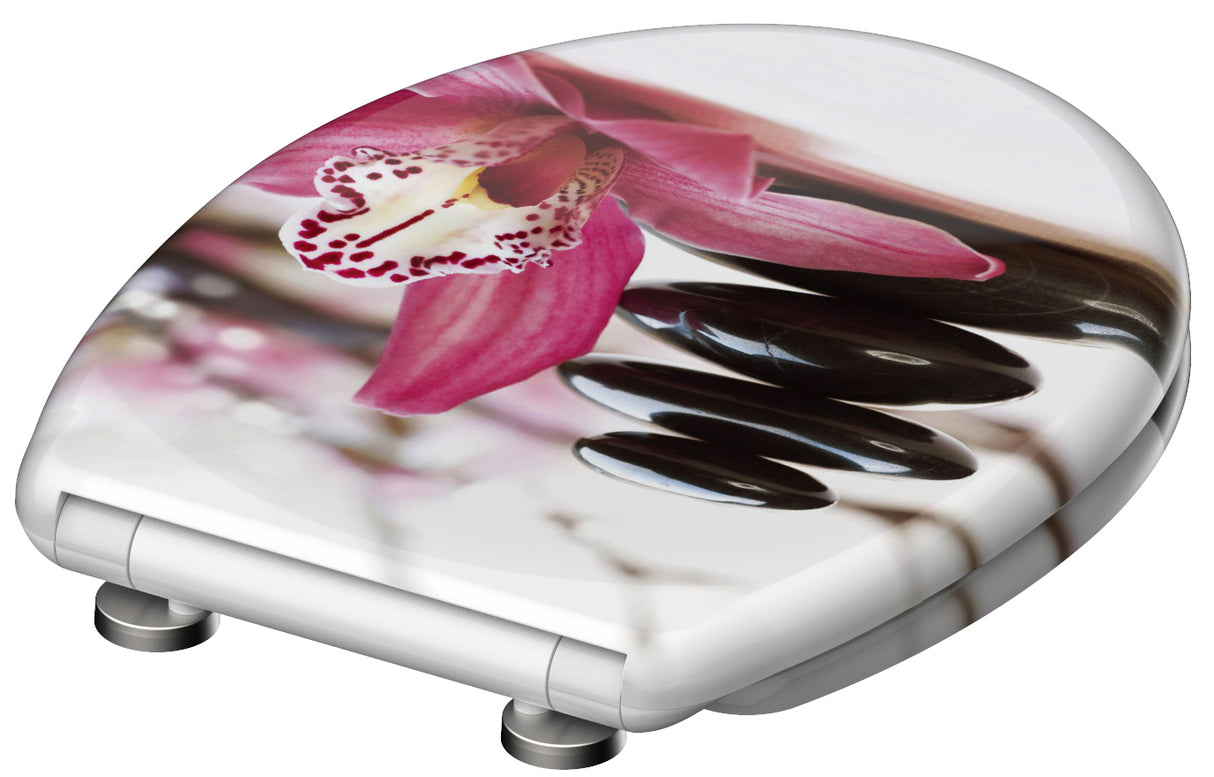 Mönstrad toalettsits universal i Duroplast - BĂST. CC-mĂ„tt: 90-190mm LĂ€ngd: 405-460mm Bredd: 375mm.